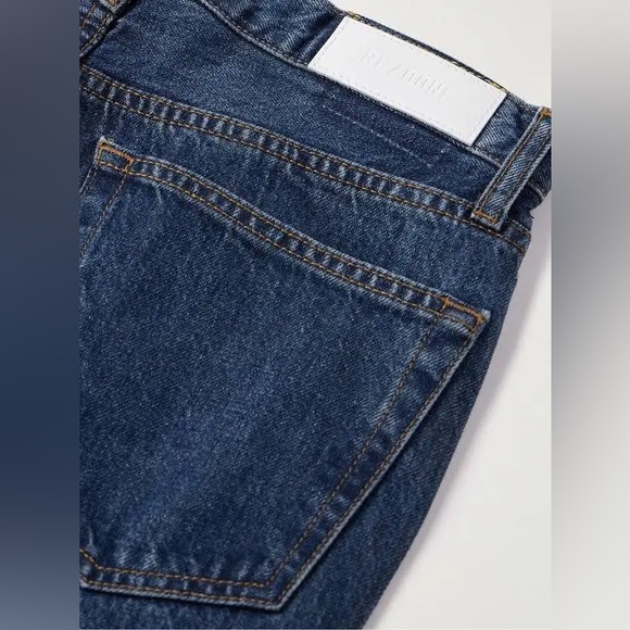 RE/DONE
The Riding Jean high-rise flared jean Size 23 NWT Runs Big More a 24/25 - Picture 9 of 9